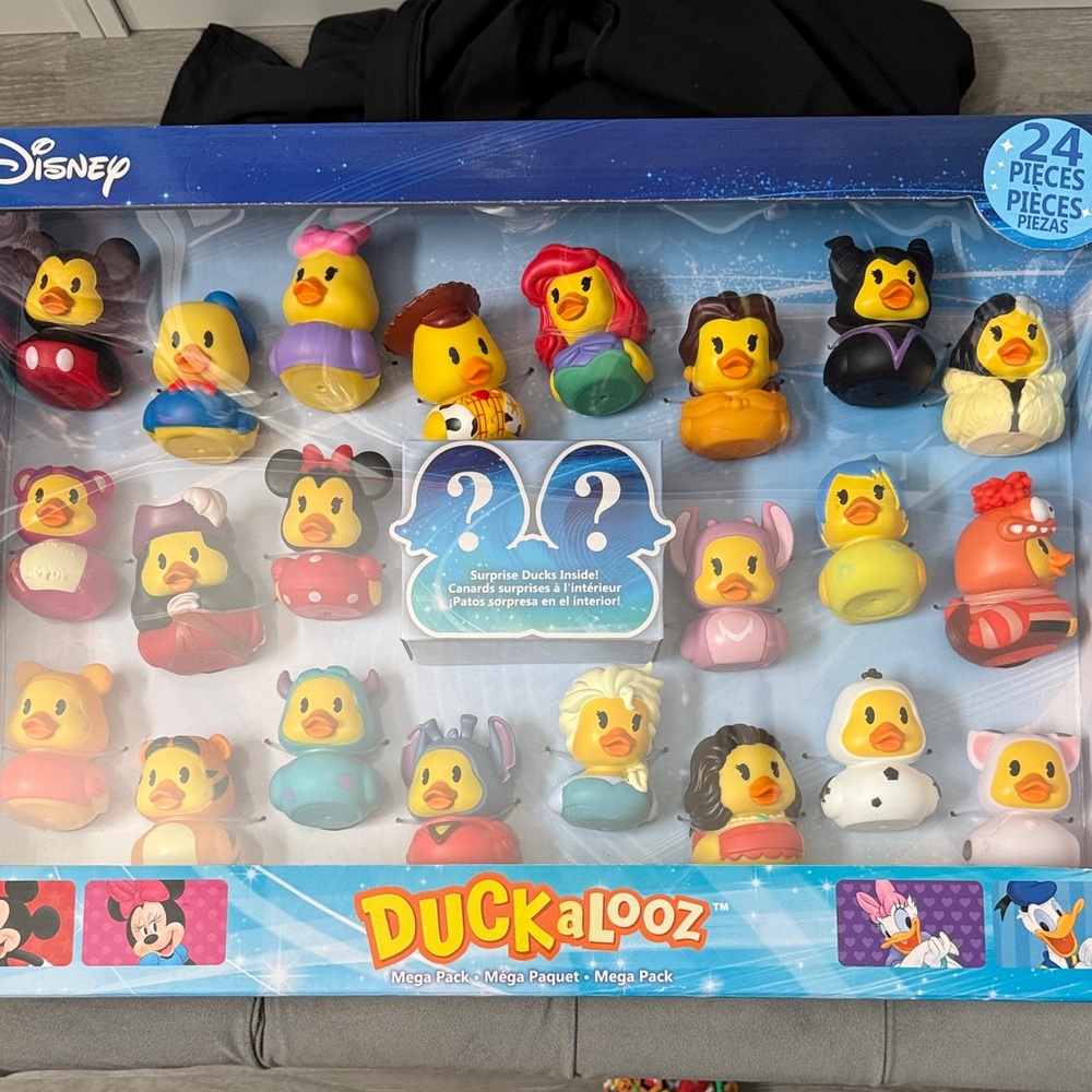 Disney Duckalooz 24-Piece Rubber Duck Set - Multicolor